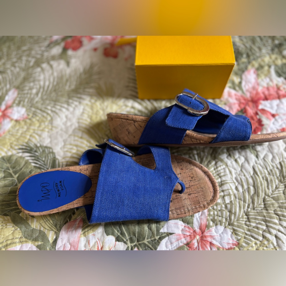 Impo Women's Vibrant Blue Sandals 9.5 - Picture 2 of 4